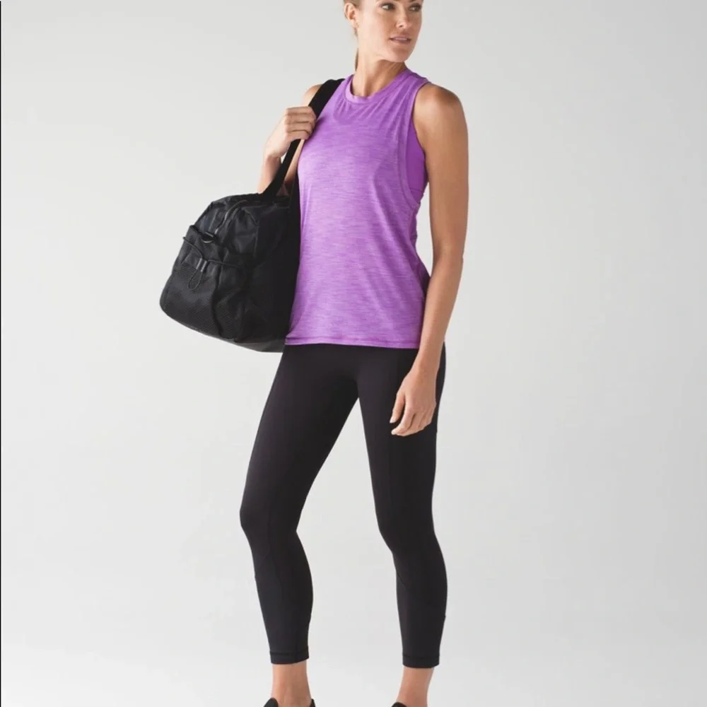 Lululemon work the circuit tank in Heathered Moonlit Magenta